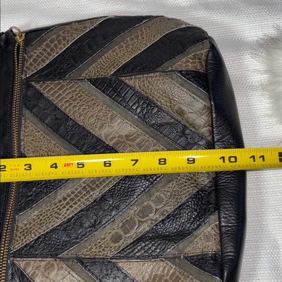 Great American Leather Works Patchwork Crossbody Handbag Black and Brown - Picture 13 of 15